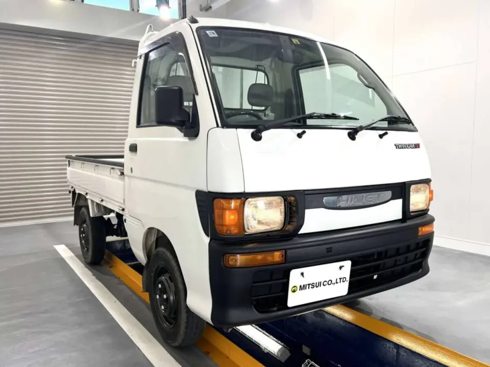 1997 Daihatsu Hijet Truck — White 4WD Kei Trucks, photo 1 of 25