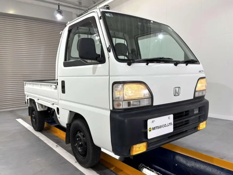 1997 Honda Acty Truck — White 2WD Kei Trucks, photo 1 of 27