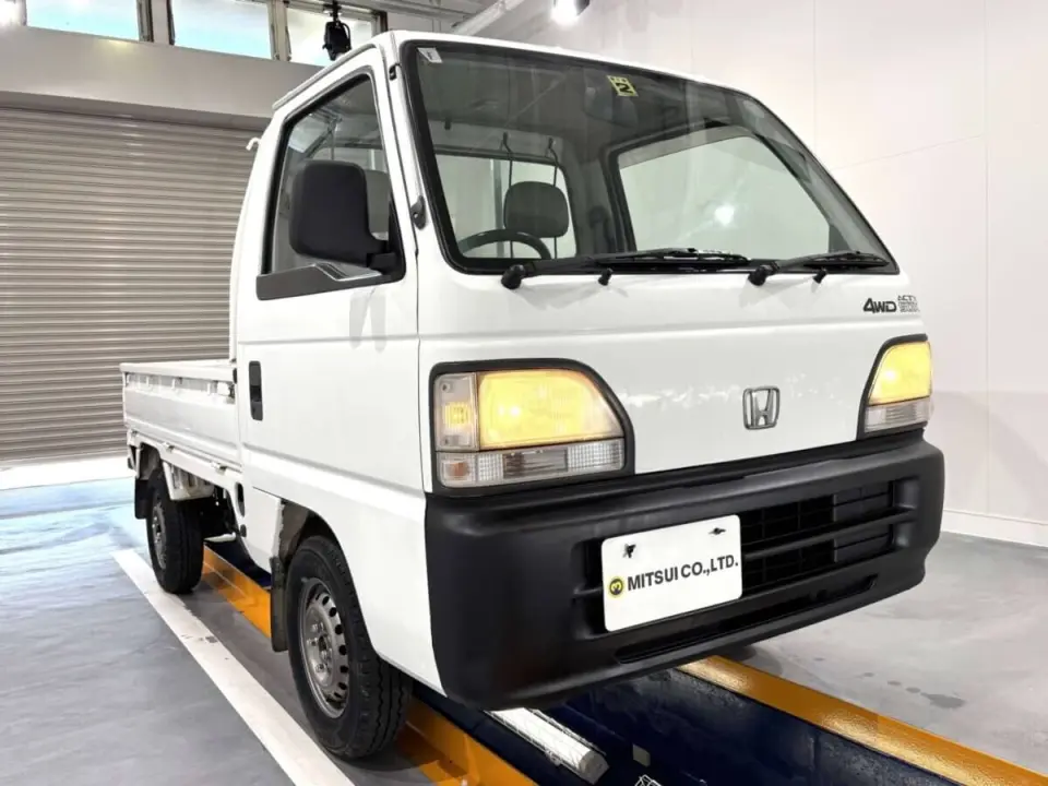 1997 Honda Acty Truck — White 4WD Kei Trucks, photo 1 of 25