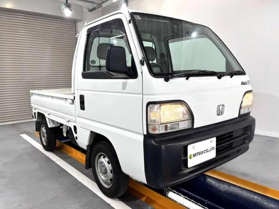 1997 Honda Acty Truck — White 4WD Kei Trucks, photo 1 of 24