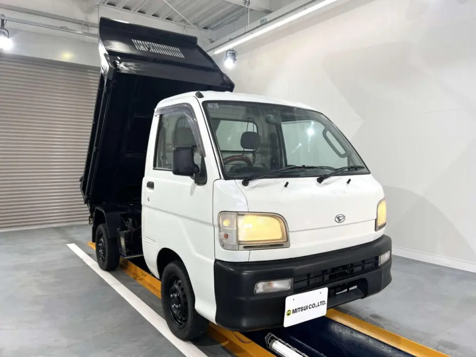 1999 Daihatsu Hijet Dump — White 4WD Kei Trucks, photo 1 of 29