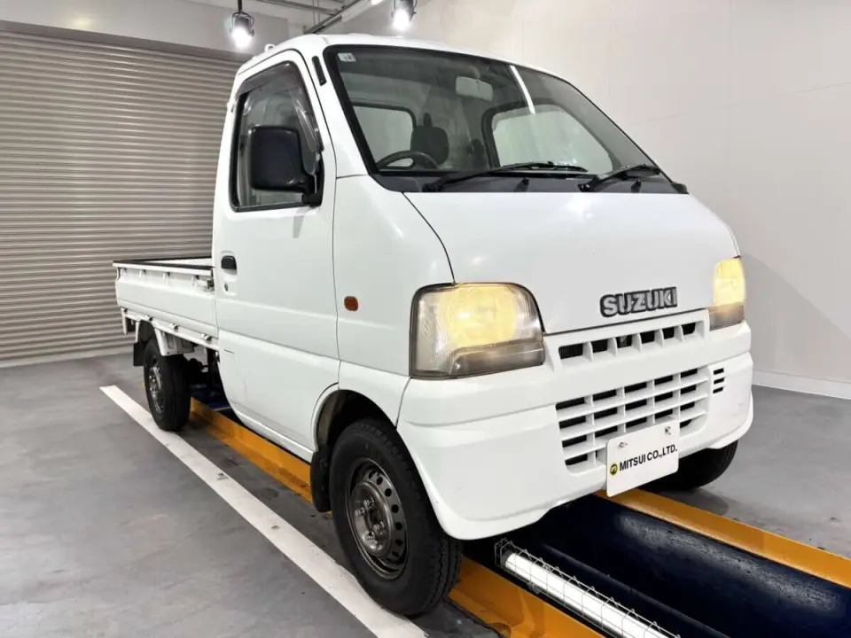2000 Suzuki Carry Truck — White 4WD Kei Trucks, photo 1 of 25